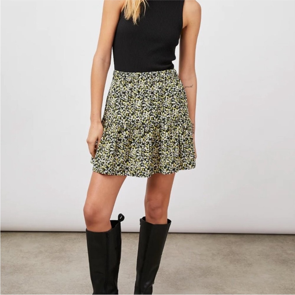 Rails Levy Mini Skirt Chrysanthemum Ditsy‎ Floral Medium Prairie Cottagecore